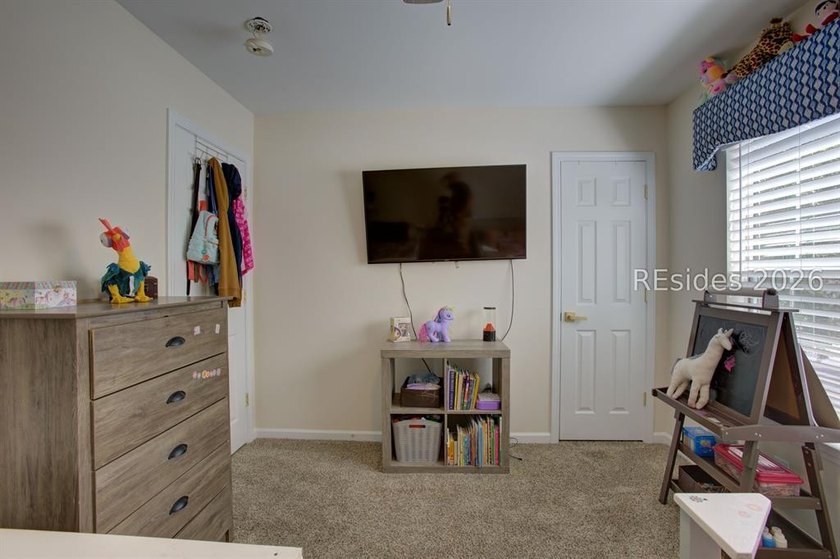 This beautifully maintained 3 bedroom, 2.5 bath home with 1 car - photo 21