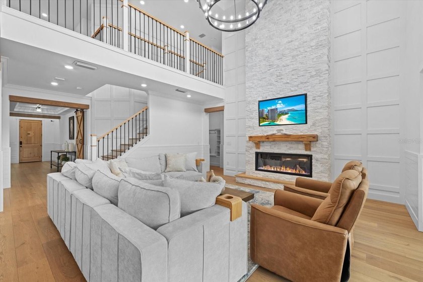 A masterclass in luxury living, this extensively customized - photo 12