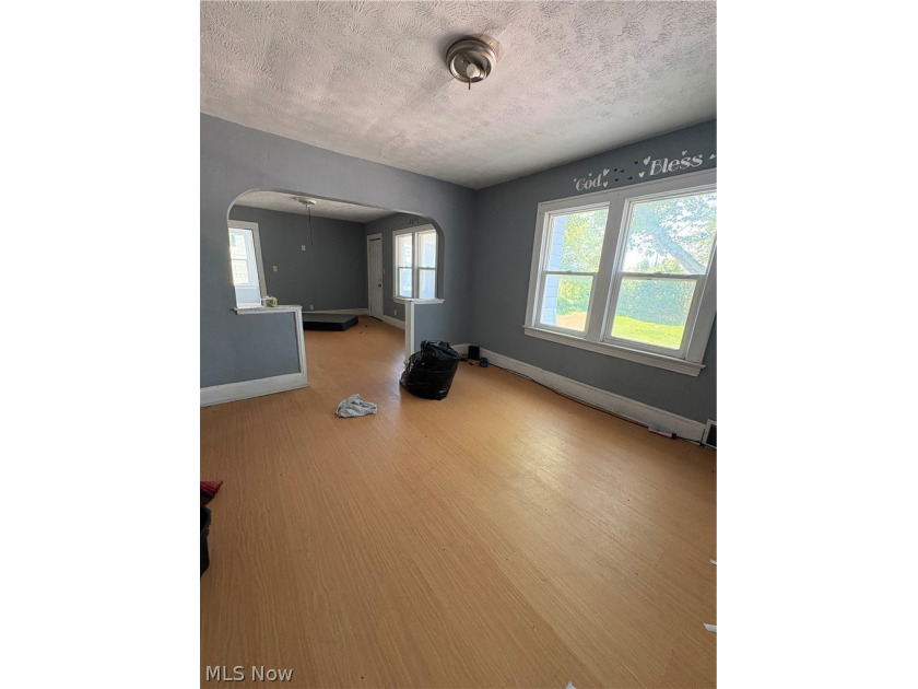 Attention investors - don't miss this value-add duplex on - photo 21