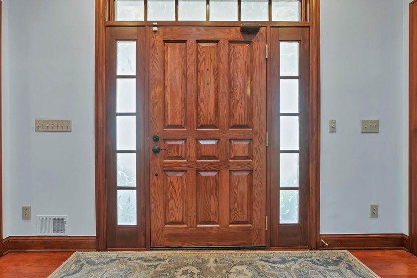 Stately Colonial Revival 25 acre estate featuring classic - photo 22