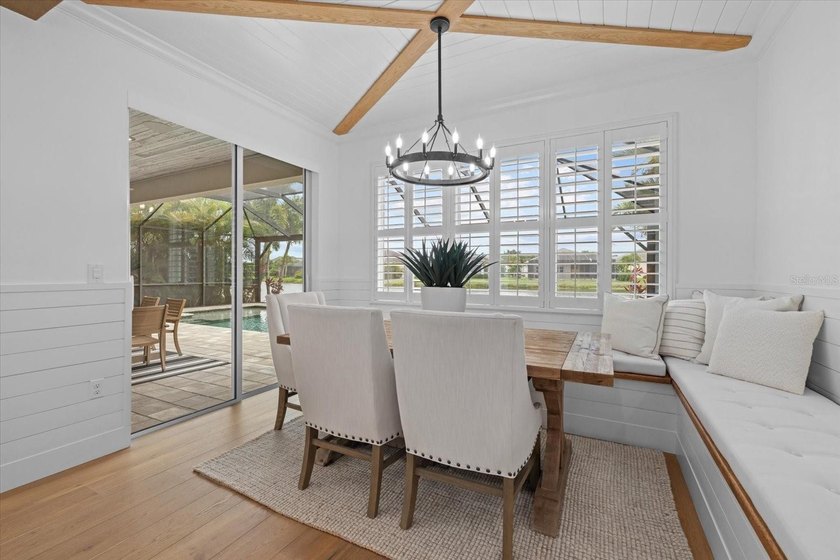A masterclass in luxury living, this extensively customized - photo 23