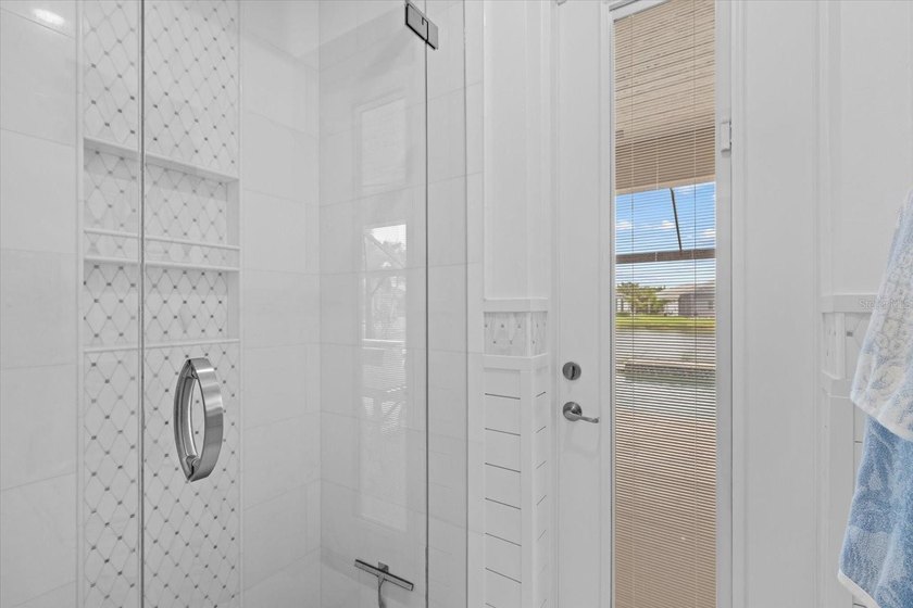 A masterclass in luxury living, this extensively customized - photo 27