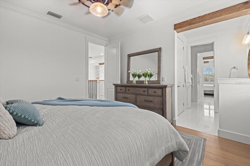 A masterclass in luxury living, this extensively customized - photo 46