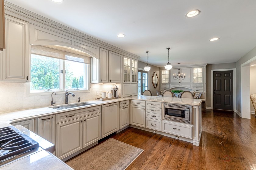 Welcome to this exceptional 3-bedroom, 2.1-bath home offering - photo 12