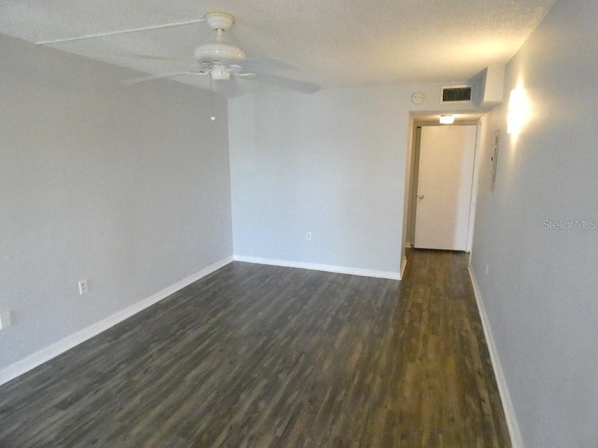 Charming 1-bedroom, 1.5-bathroom condo in desirable South St - photo 11