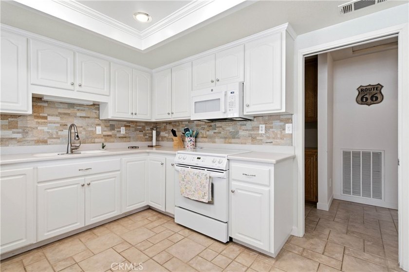 Wake up to fairway views every morning in this single-story - photo 23