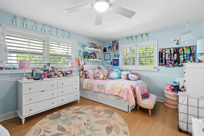 Located in one of the more desirable areas in all of North Palm - photo 26