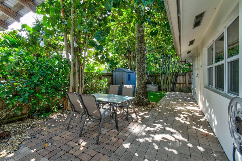 Located in one of the more desirable areas in all of North Palm - photo 35