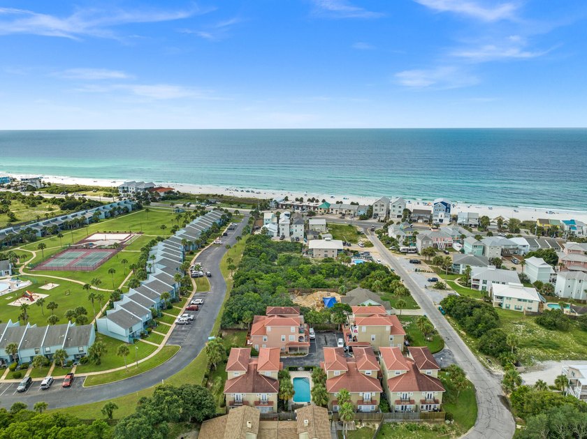 Elevate your lifestyle and investment portfolio with this - photo 44