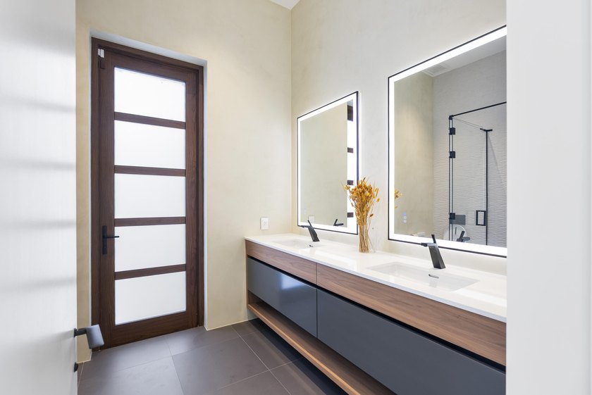 Unparalleled luxury new construction on 100' of prime - photo 31