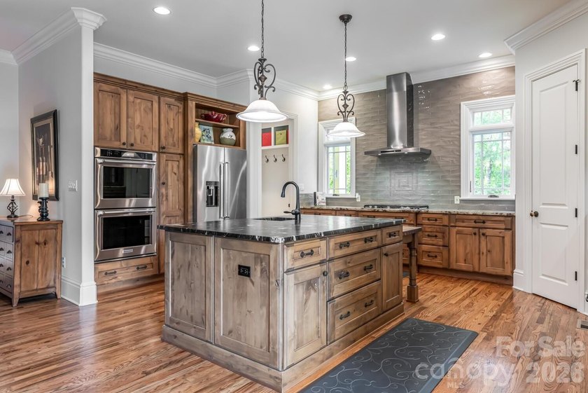 Luxury Mountain Architectural Masterpiece with Unmatched Detail - photo 15