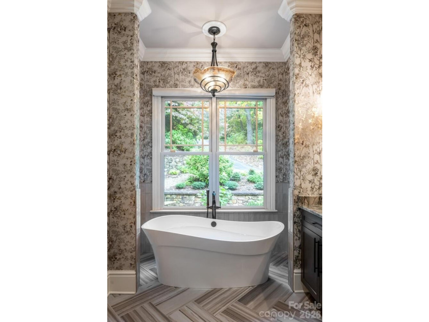 Luxury Mountain Architectural Masterpiece with Unmatched Detail - photo 25