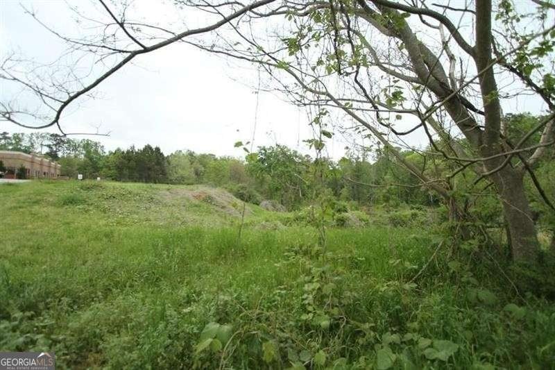 Zoned M-1, this 4.67-acre rectangular lot is ideally situated at - photo 16