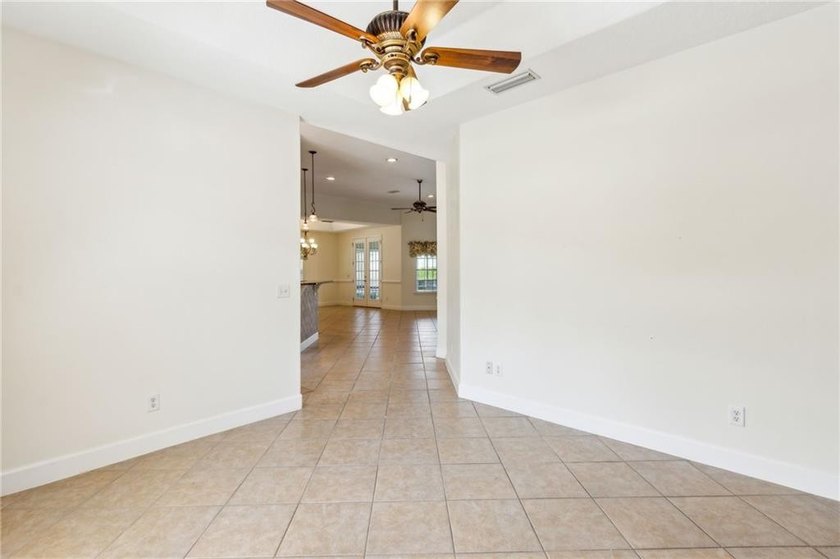 Welcome to The Sanctuary in Osprey Cove, where low-maintenance - photo 8
