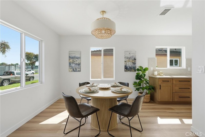 Welcome to 6926 e Peabody. Step inside to appreciate its - photo 12