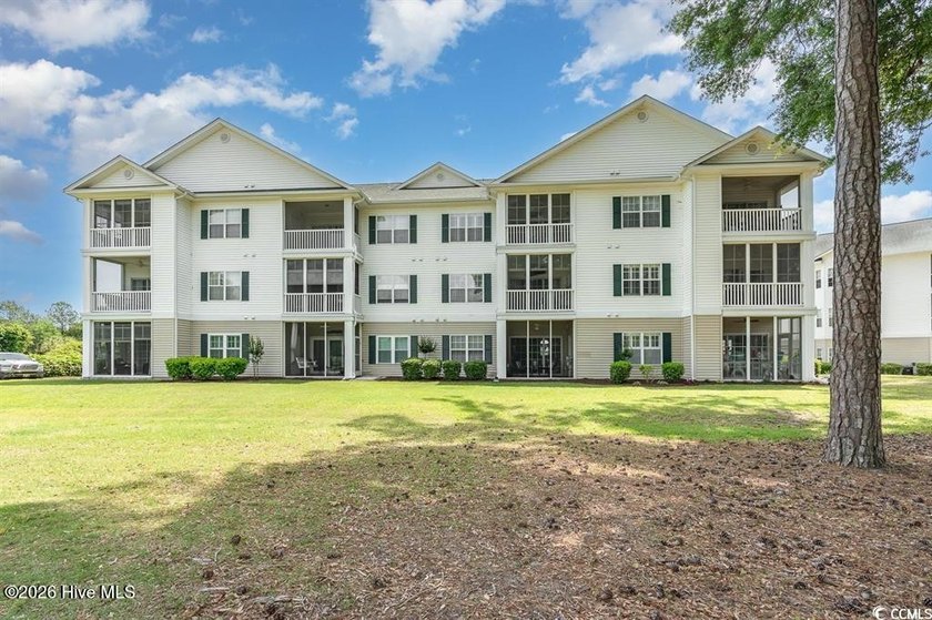 This beautifully updated condo combines comfort, style, and an - photo 7