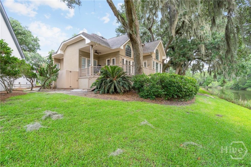 Enjoy breathtaking lagoon and river views from this beautifully - photo 4