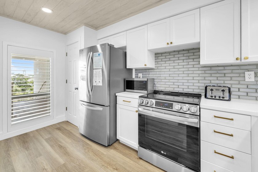 Welcome to Unit 432 at High Pointe Resort, a fully renovated - photo 11