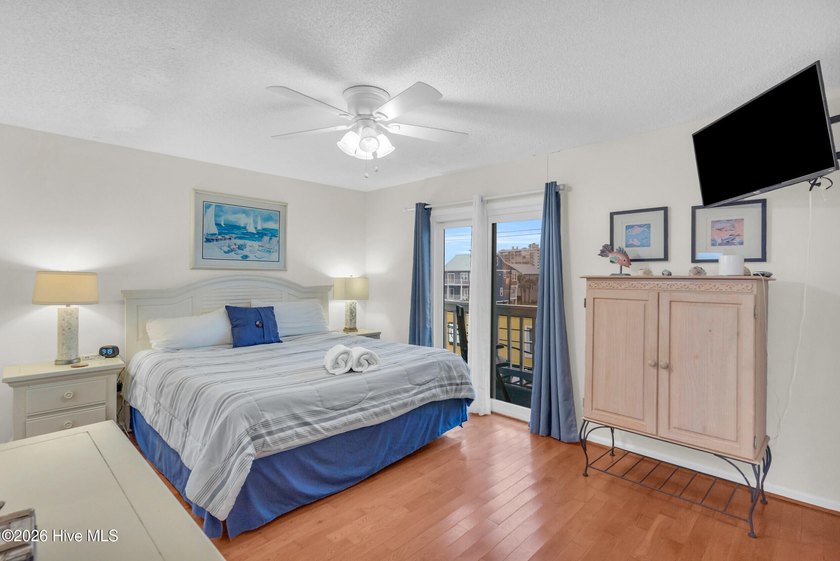 Whether you're looking for your own slice of paradise or a smart - photo 14