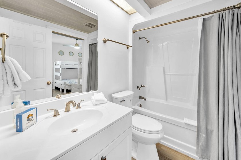Welcome to Unit 432 at High Pointe Resort, a fully renovated - photo 17