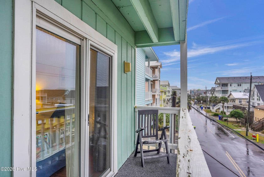 Whether you're looking for your own slice of paradise or a smart - photo 22
