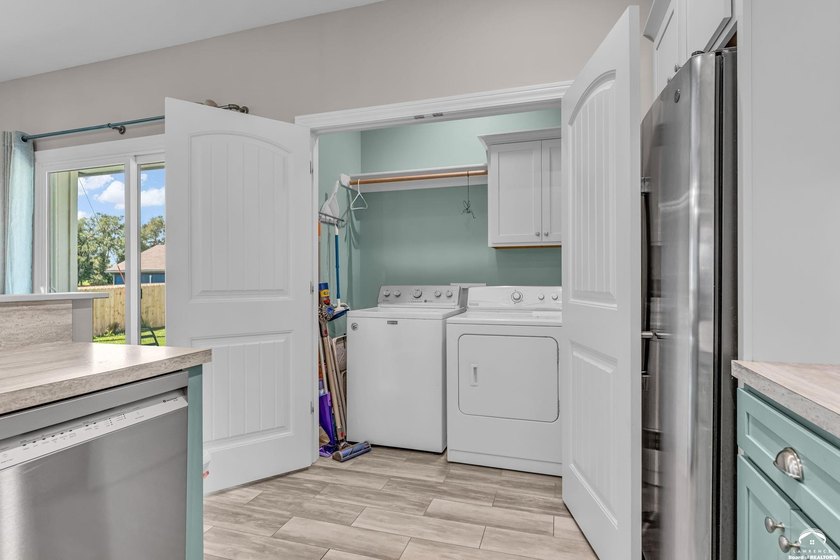A beautifully designed ranch home located on a spacious lot in - photo 22