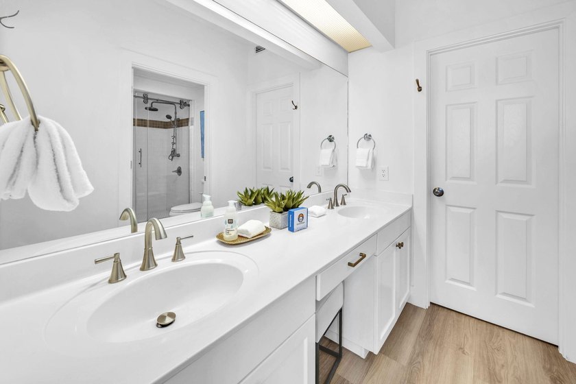 Welcome to Unit 432 at High Pointe Resort, a fully renovated - photo 23