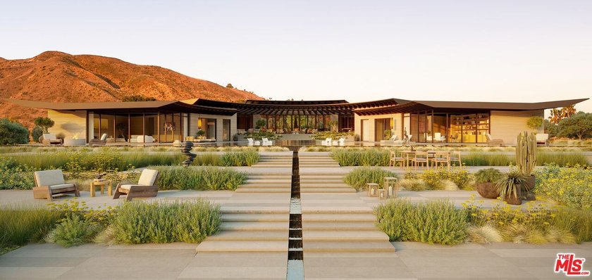 Introducing Villa Upekkha, an extraordinary ocean-view estate - photo 4