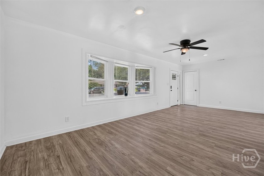 Where else can you own a beautifully updated 4-bedroom, 2 bath - photo 5