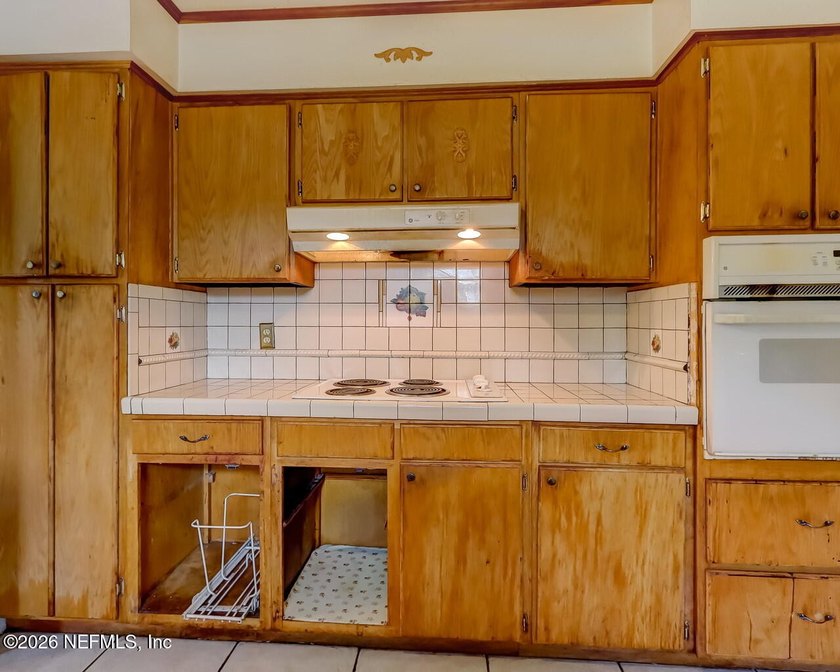 Don't miss this incredible opportunity to transform this - photo 11