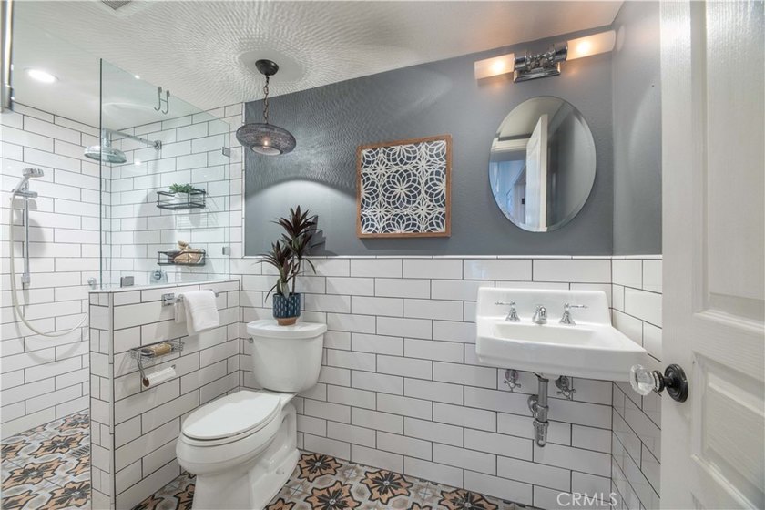 This spacious 1,933 sqft floorplan, tucked into a coveted - photo 20