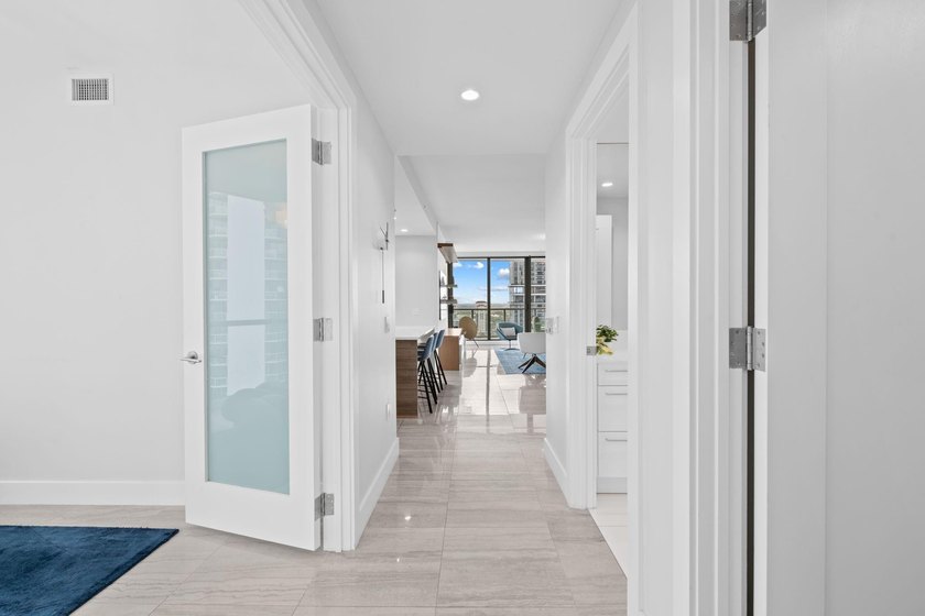 Best Value in the Building! Experience vibrant downtown living - photo 29