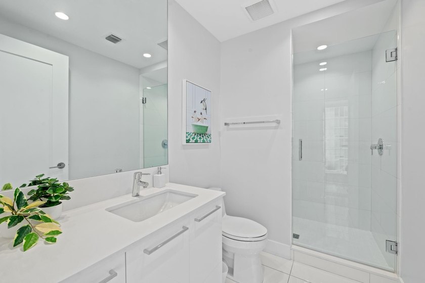 Best Value in the Building! Experience vibrant downtown living - photo 30