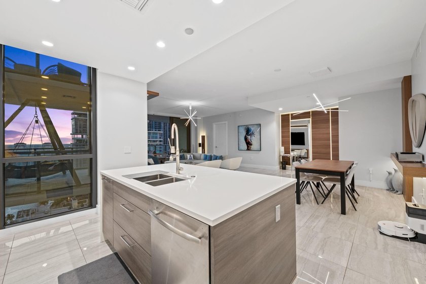 Best Value in the Building! Experience vibrant downtown living - photo 37