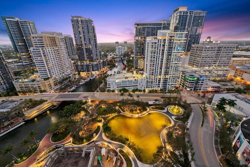 Best Value in the Building! Experience vibrant downtown living - photo 39