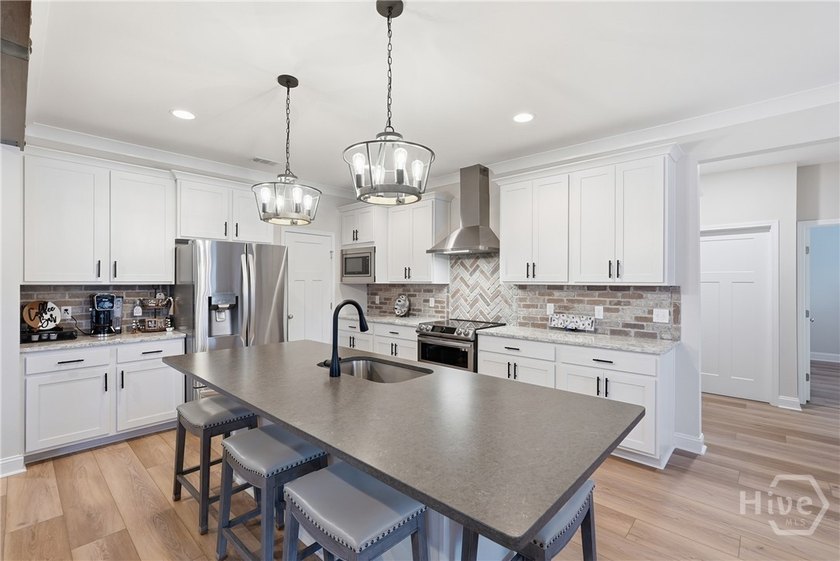 Located in Richmond Hill's *Belfast Lake* Community- this home - photo 7