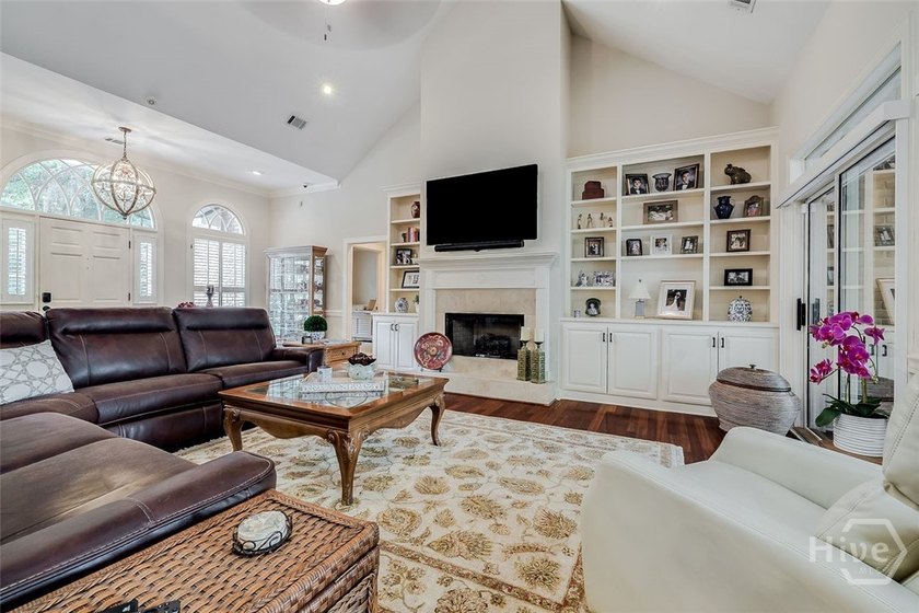 This all brick home is an inviting experience from the moment - photo 10