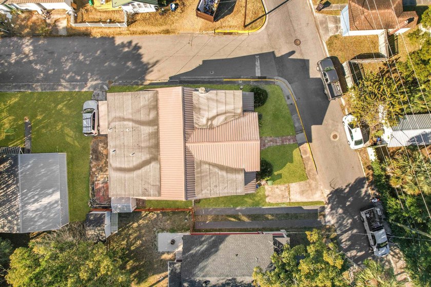 Located in the heart of Lincolnville, this 5-bedroom 2-bath home - photo 2