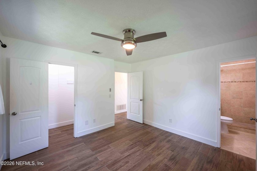 Welcome home to this charming, move-in-ready 3-bedroom, 2-bath - photo 16