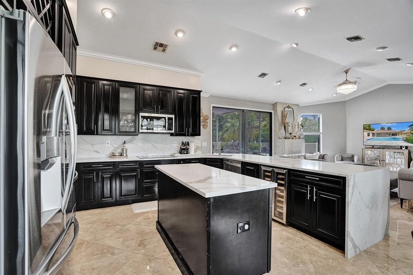 Stunning 4-bedroom home on a 1/4-acre corner lot at the end of a - photo 19