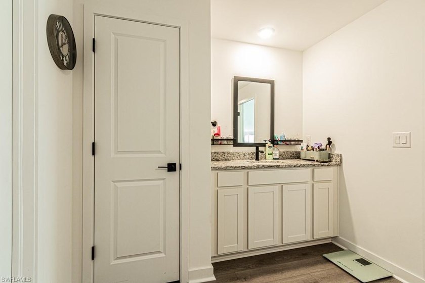 Nearly new three-bedroom, two-bath home located in Northwest - photo 21