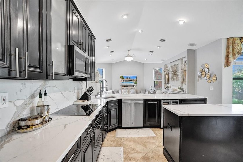 Stunning 4-bedroom home on a 1/4-acre corner lot at the end of a - photo 22