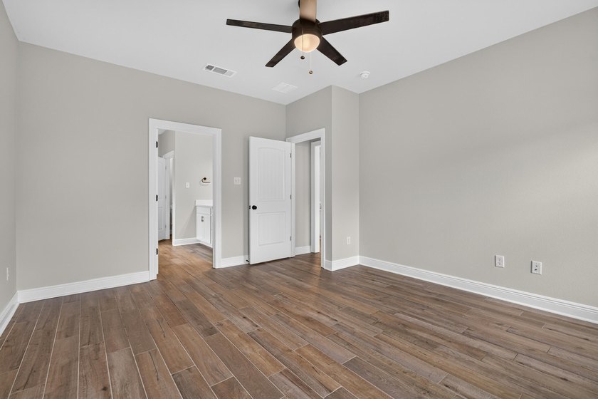 $7,000 FLEX CASH with full-price offer! Welcome to 75 Apollo - photo 34