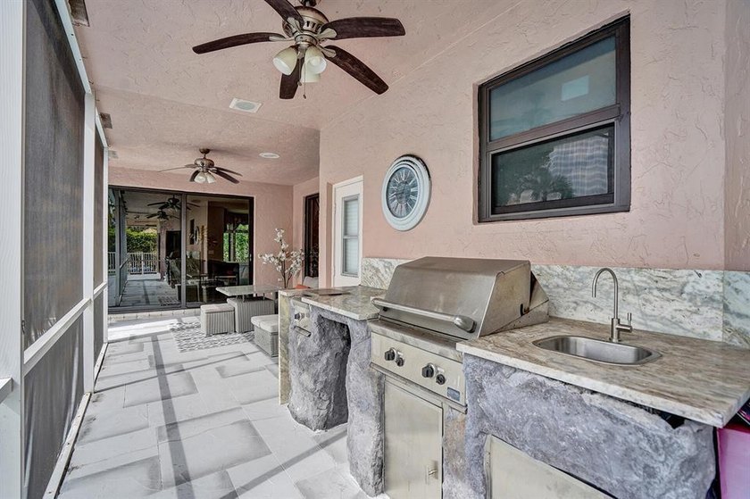 Stunning 4-bedroom home on a 1/4-acre corner lot at the end of a - photo 45