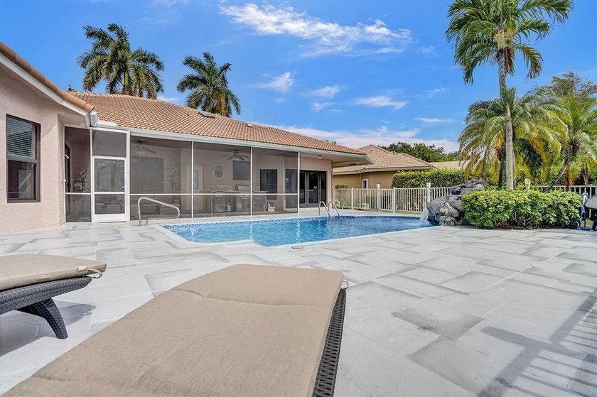 Stunning 4-bedroom home on a 1/4-acre corner lot at the end of a - photo 50