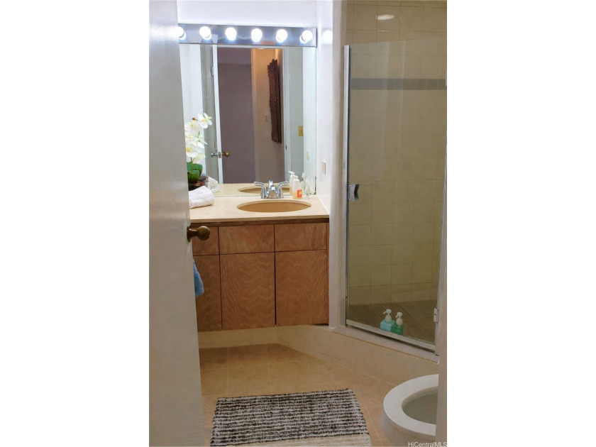 Spacious 29th-Floor 2BR/2BA Live-Work Residence | Ocean, Diamond - photo 12
