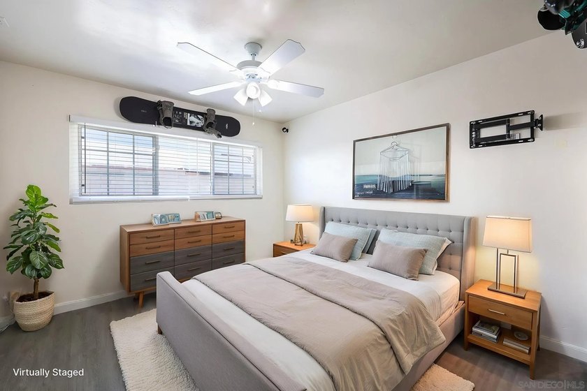 Welcome to Point Loma living in this beautifully updated - photo 12