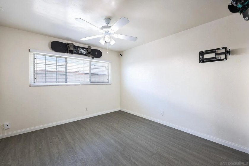 Welcome to Point Loma living in this beautifully updated - photo 13