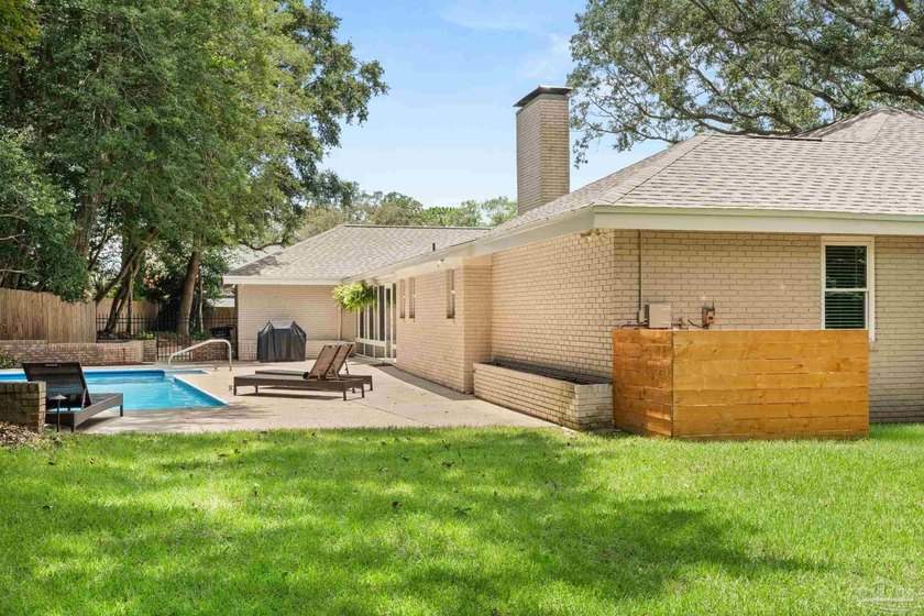 Located in the highly desirable Cordova Park neighborhood, this - photo 36