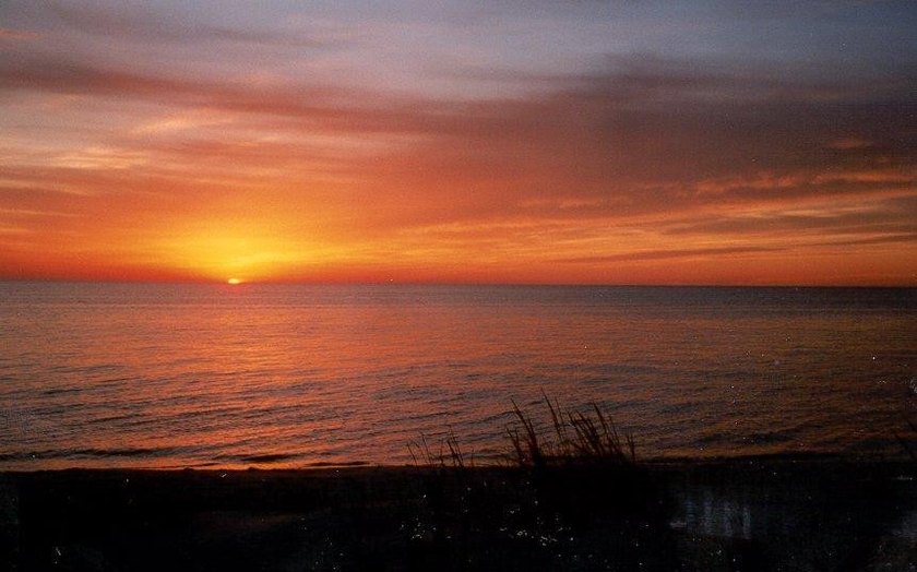 Unobstructed Chesapeake Bay Views! A rare blend of privacy &amp; - photo 4